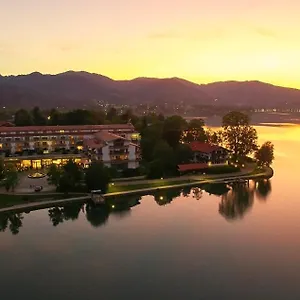 Althoff Seehotel Ueberfahrt Hotel Rottach-Egern