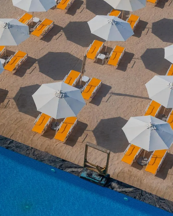 C Central Hotel And Resort The Palm Dubai